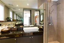 Modern bathroom